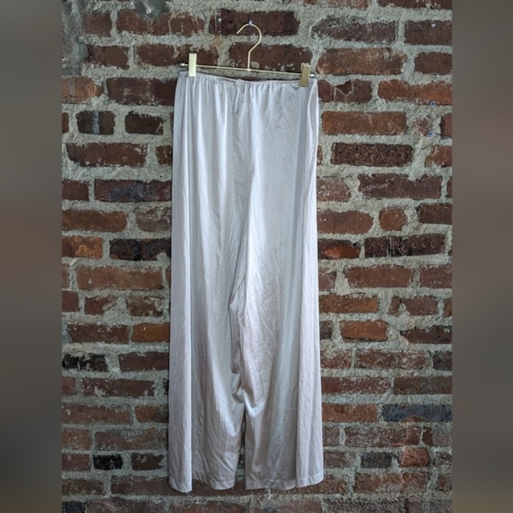 Vintage Vassarette Size 34 Off White Pajama Pants
